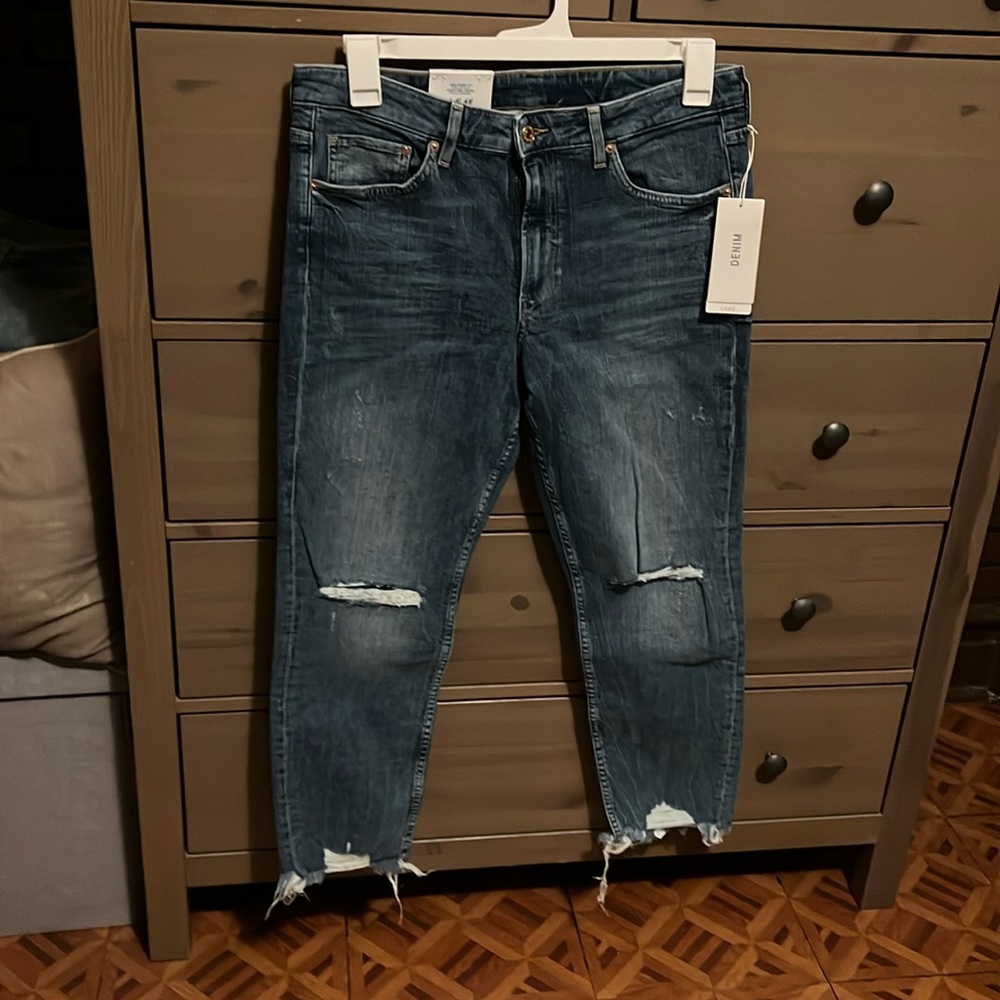Girlfriend  regular waist loose fit jeans